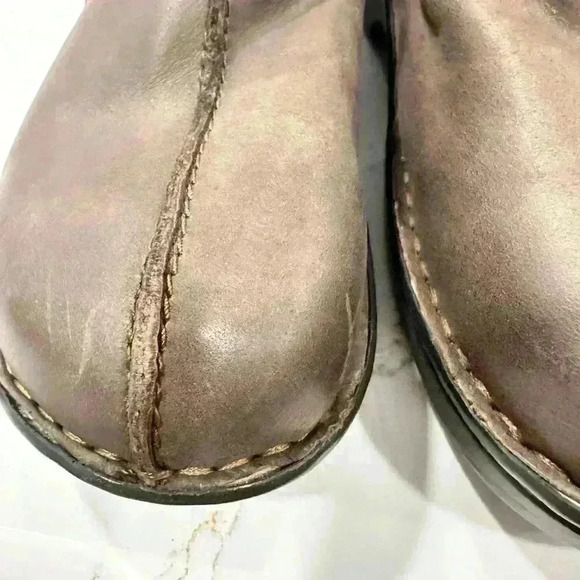 NWOT - Born Women;s Brown Leather Hand Crafted Slip on Mules Clogs Shoes Size 9 - Picture 7 of 11